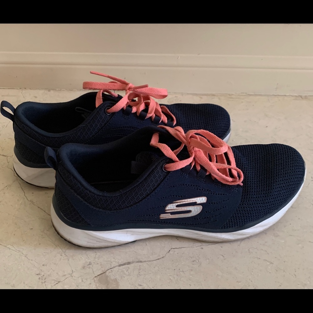 Sketchers memory foam size 8.5